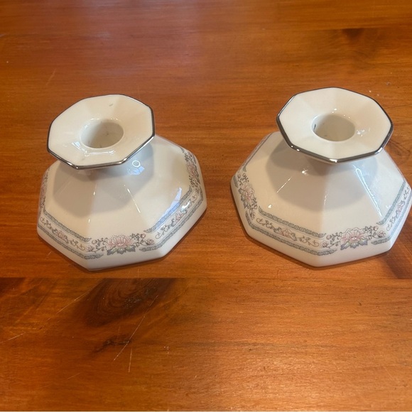 Lenox Charleston Candle Holders. Floral and Cream Cottagecore Grandma - Picture 9 of 10